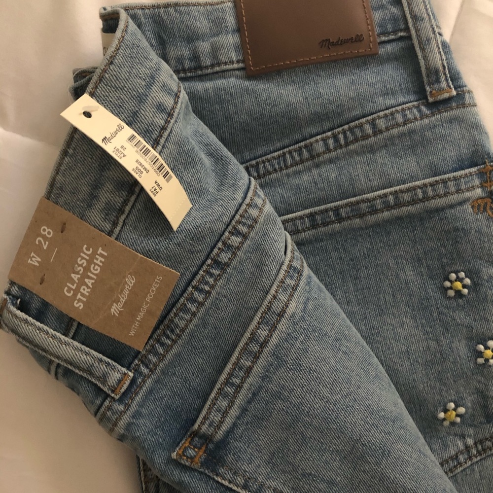 Madewell Classic Straight Daisy Jeans
